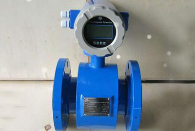電磁流量計